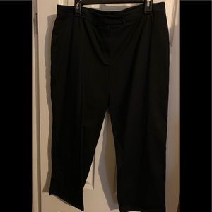 EUC Ralph Lauren capris w/cuffs. Black. Size 16.